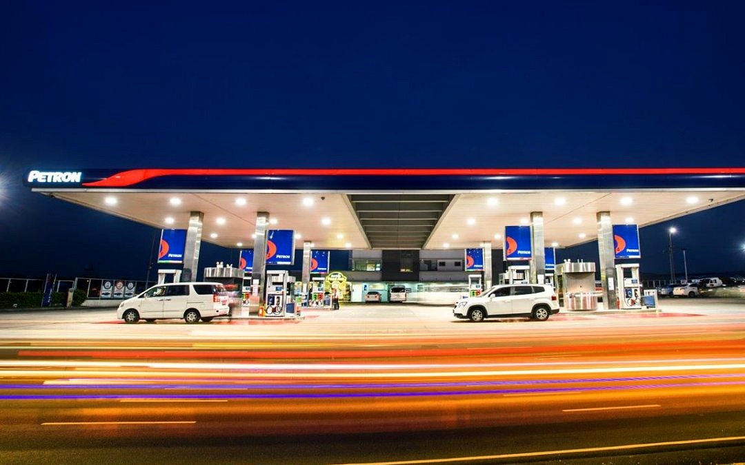 Petron lists P18 billion retail bonds on PDEx