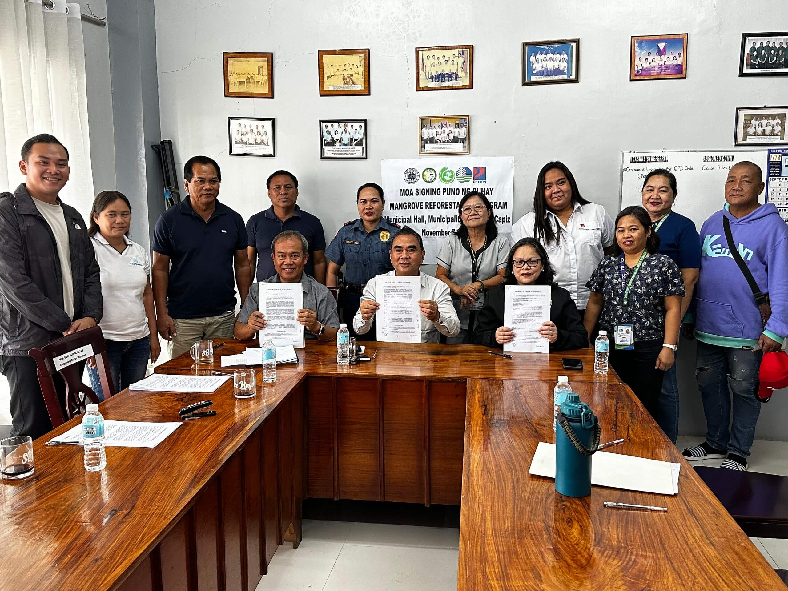 Petron and Ivisan LGU to reforest 25-hectare mangrove site
